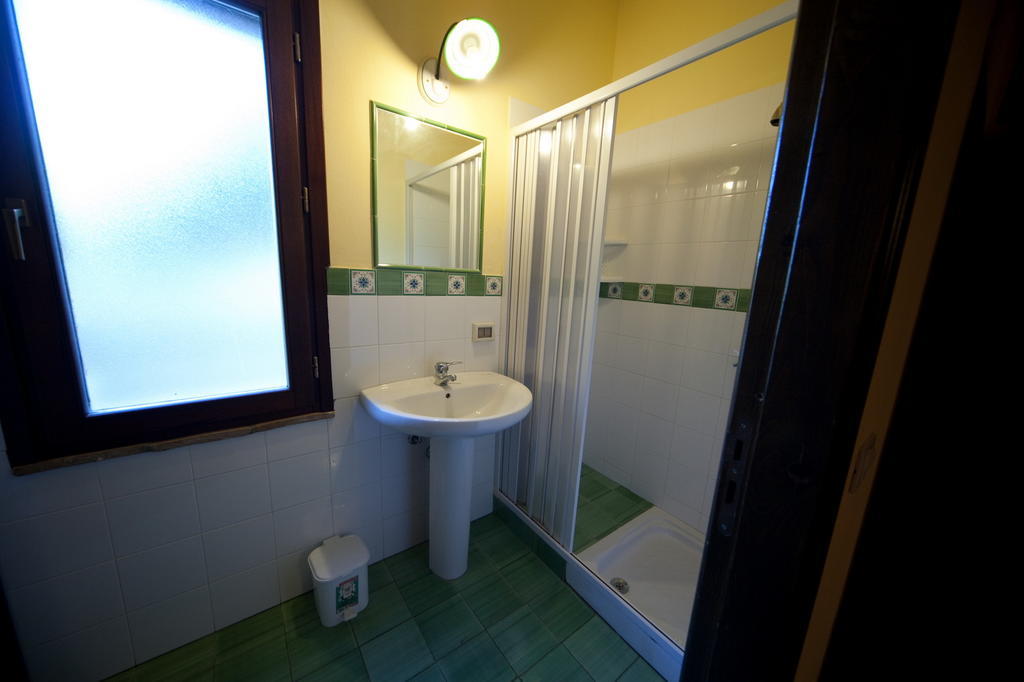 Masseria Rocca Di Gonato Castelbuono  Zimmer foto